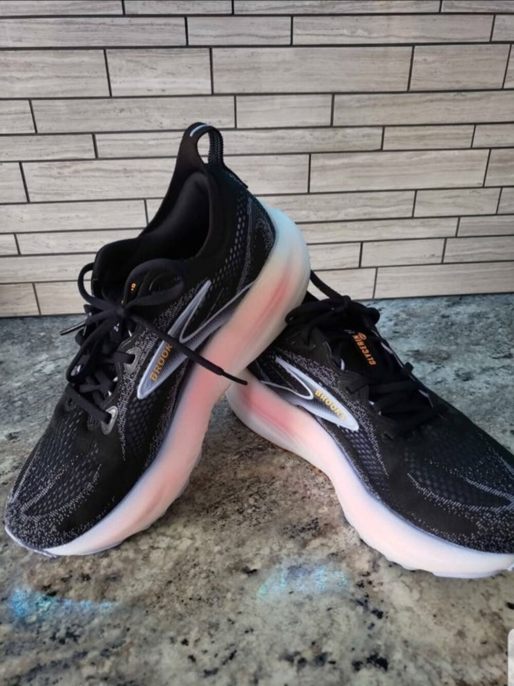 Brooks glycerin runners